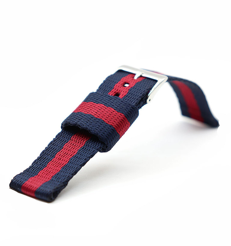 カシス【ニース】ナイロン 312 ダークブルーｘレッド women short イメージ1